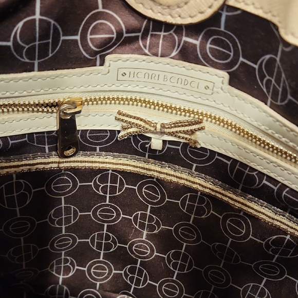 Henri Bendel Cross Body Bag - Picture 11 of 14